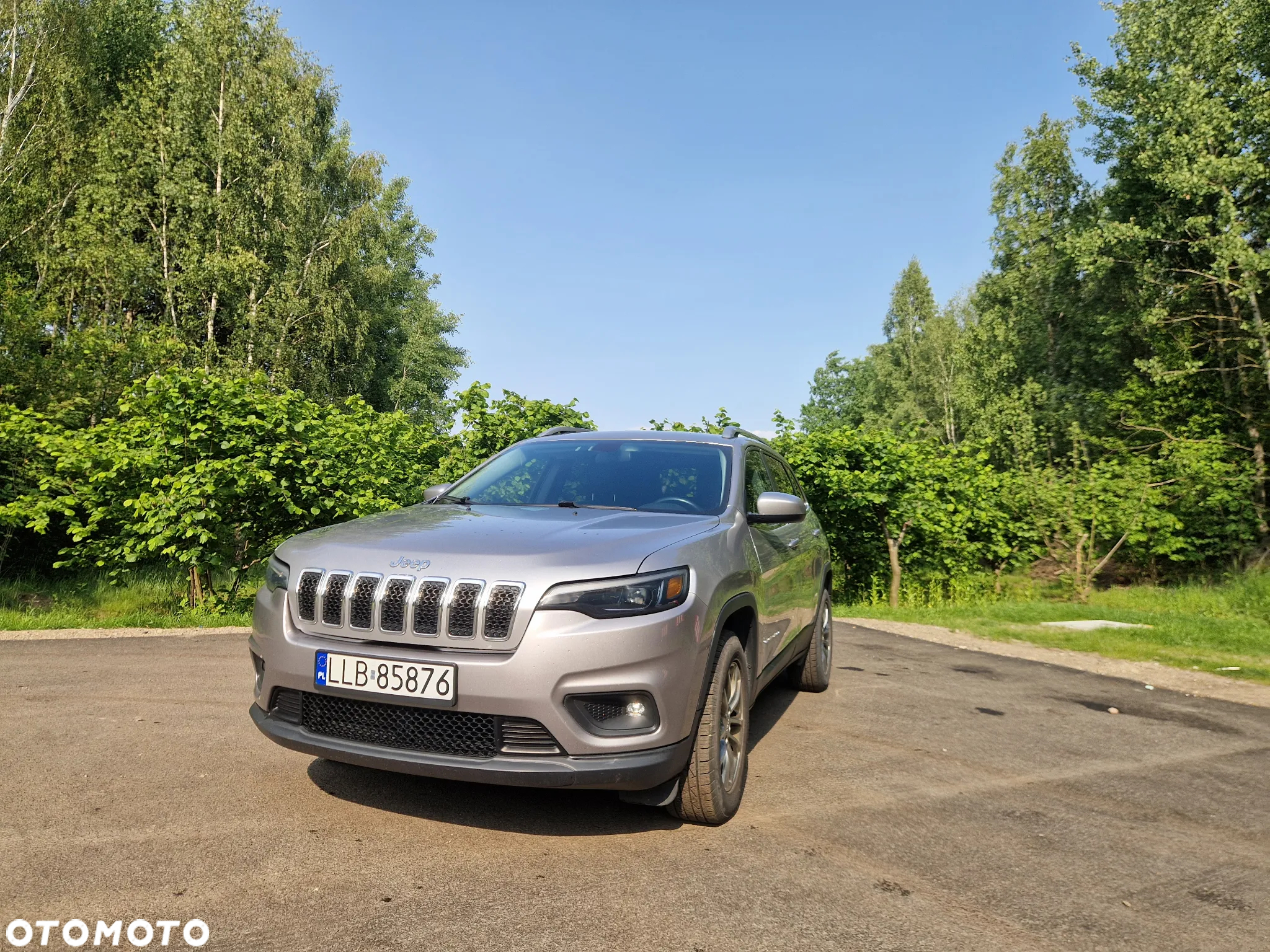 Jeep Cherokee - 10