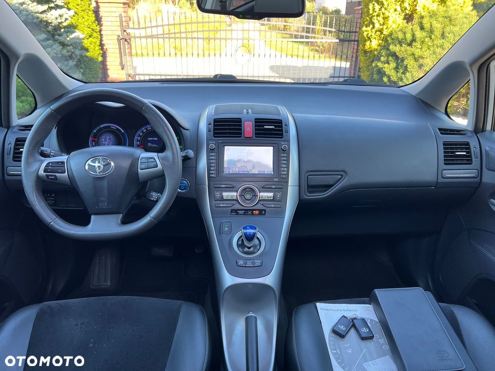 Toyota Auris 1.8 HSD Luna - 23