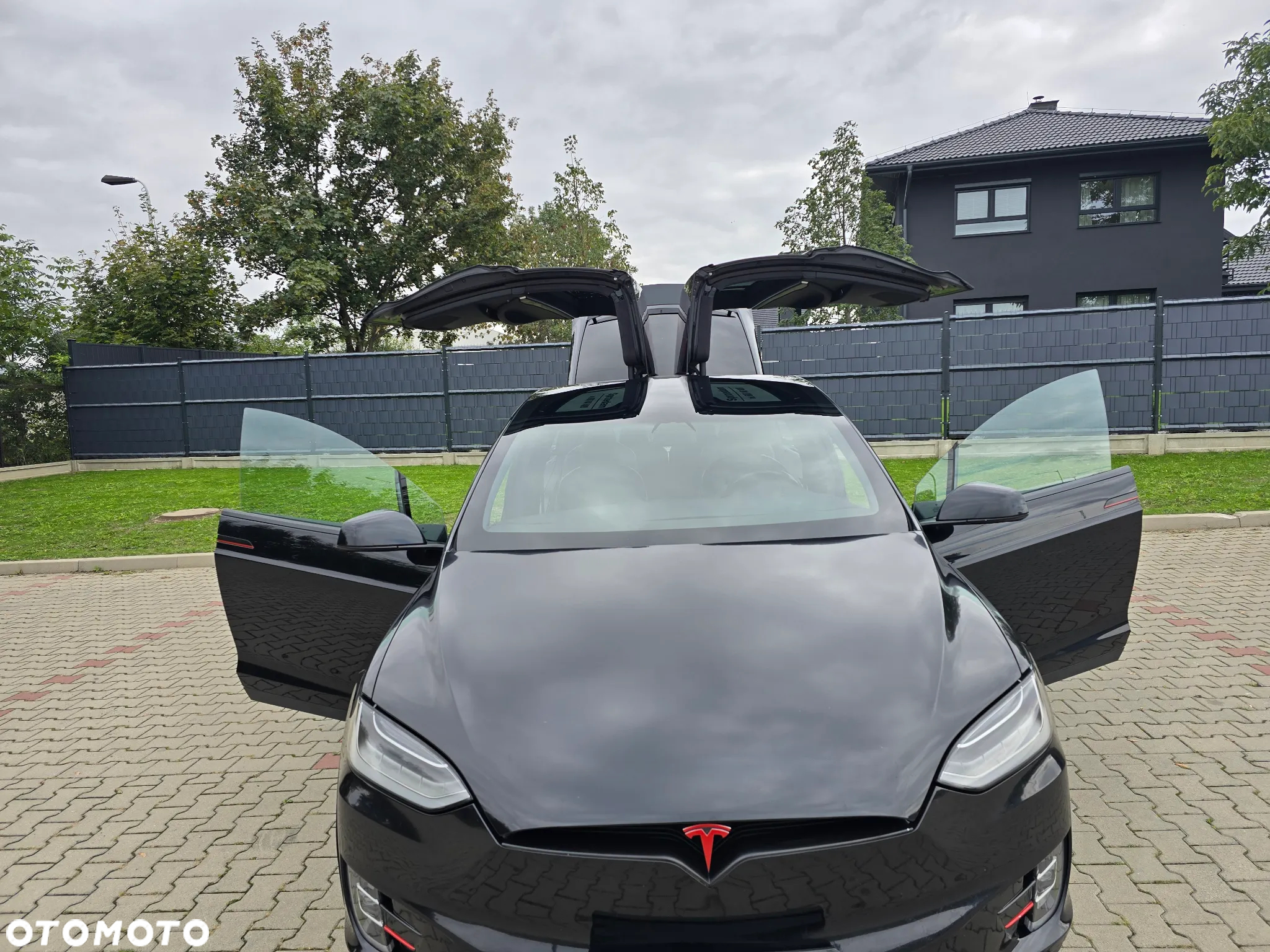 Tesla Model X Long Range Plus - 13