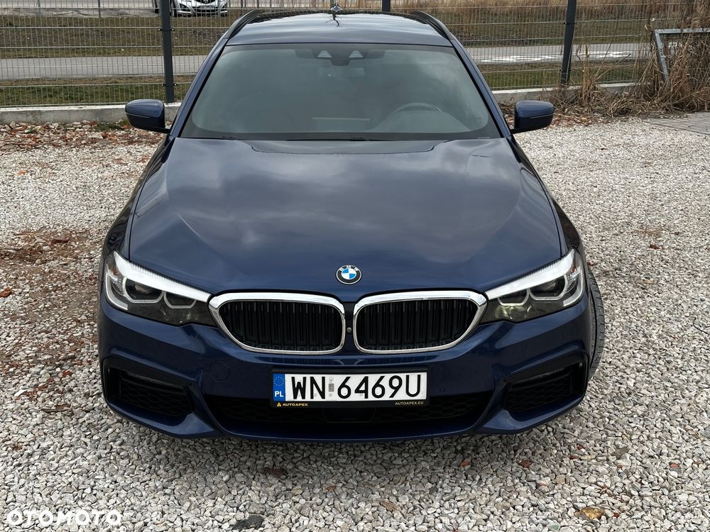 BMW Seria 5 530d xDrive Touring - 14