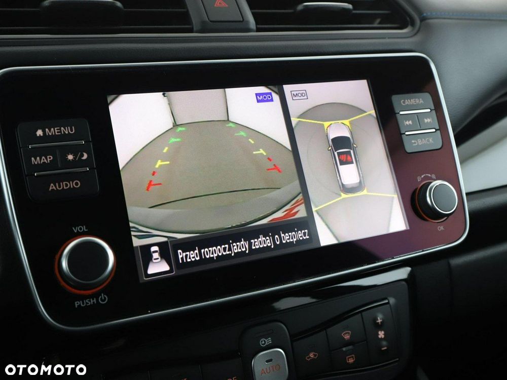 Nissan Leaf 40kWh N-Connecta - 24