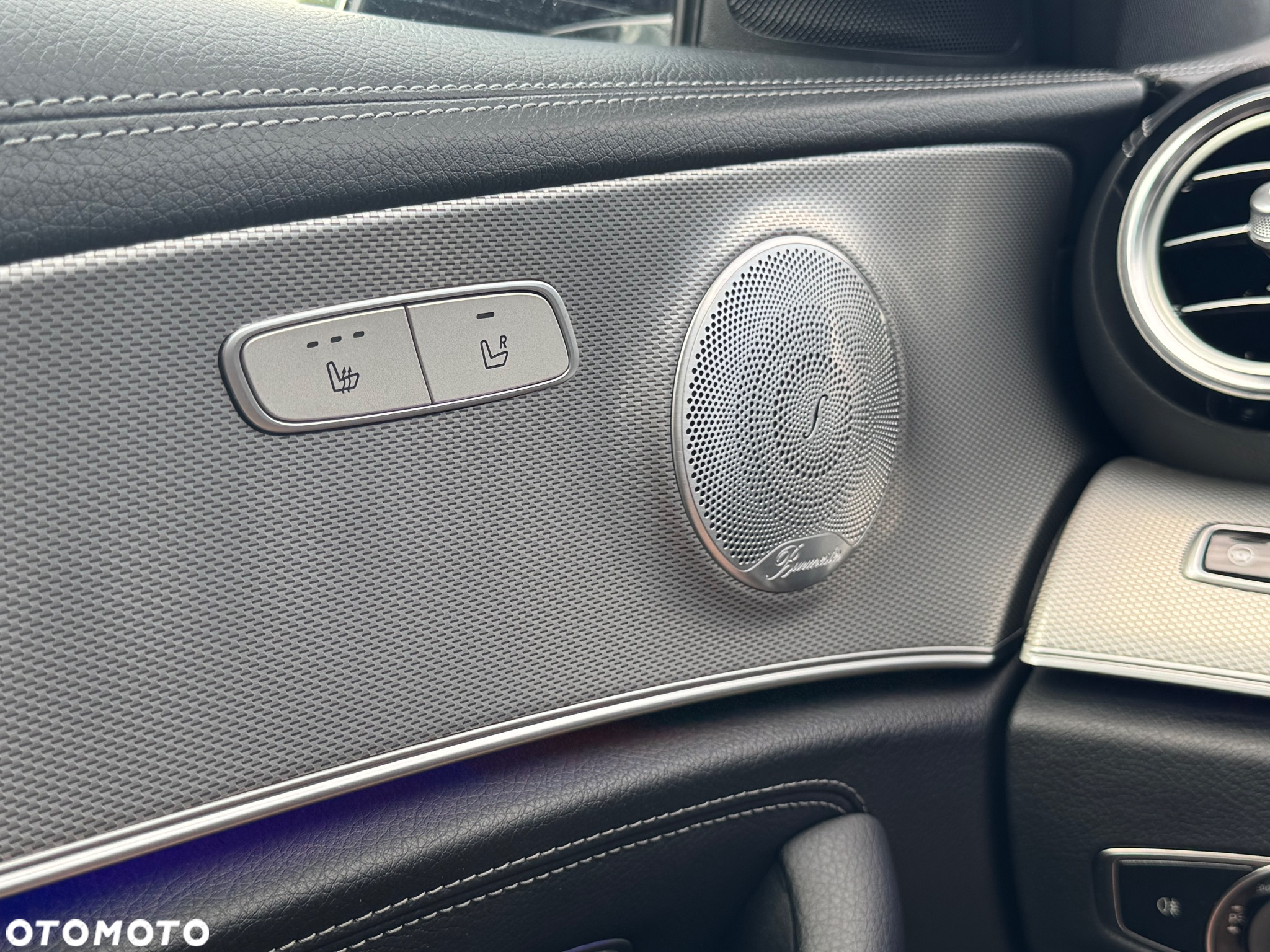 Mercedes-Benz Klasa E 200 4-Matic 9G-TRONIC - 31