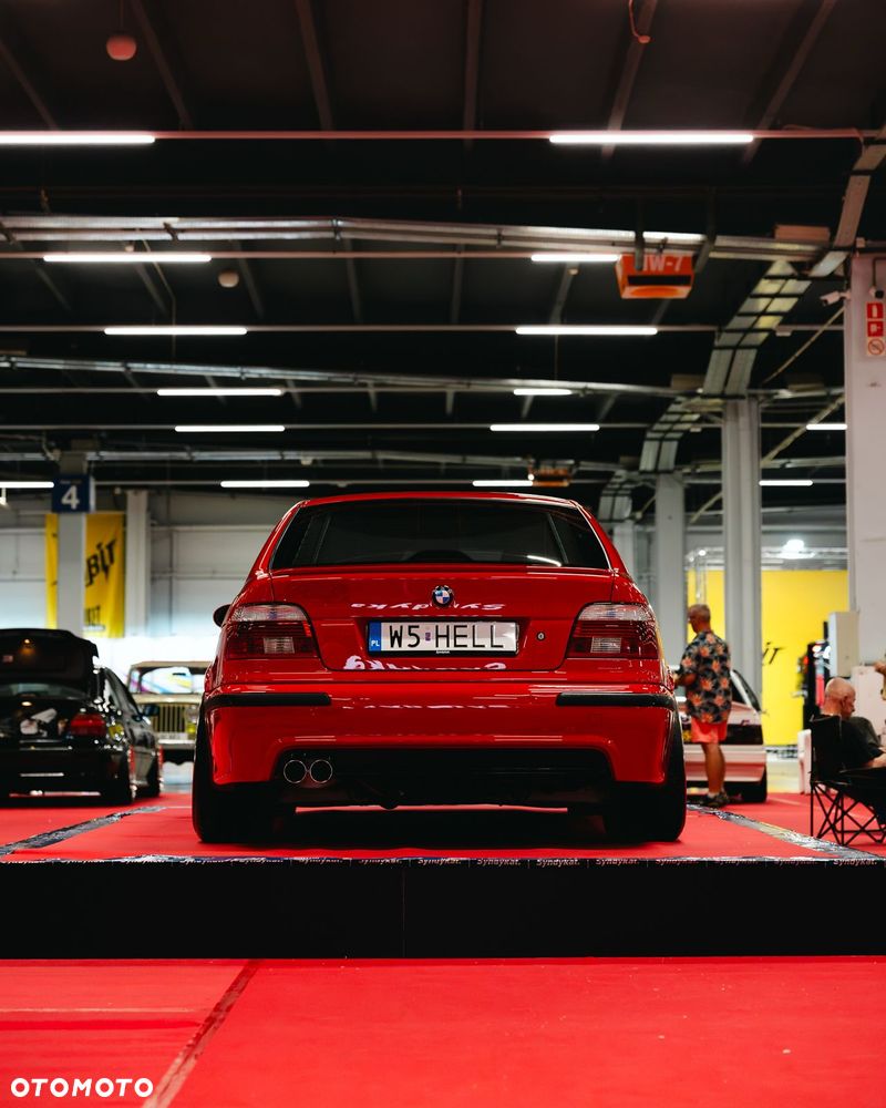 BMW Seria 5 540i - 18