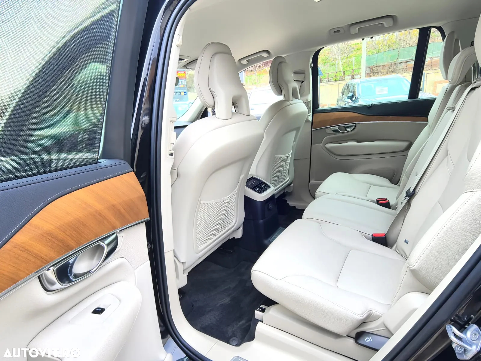 Volvo XC 90 T8 AWD Twin Engine Geartronic Inscription - 13