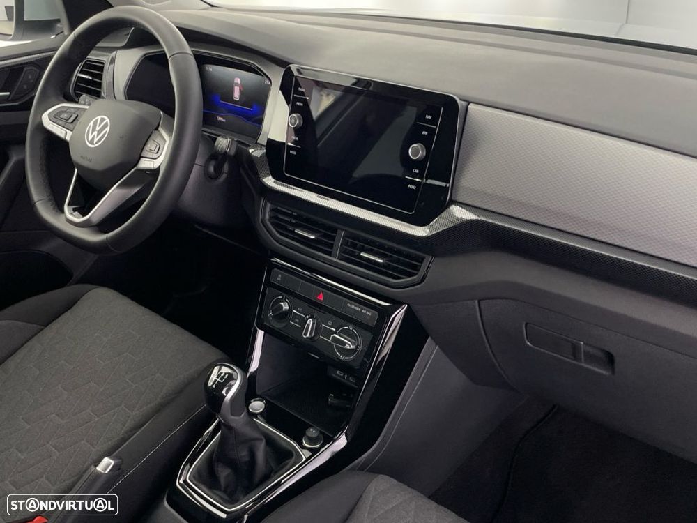VW T-Cross 1.0 TSI Life - 25