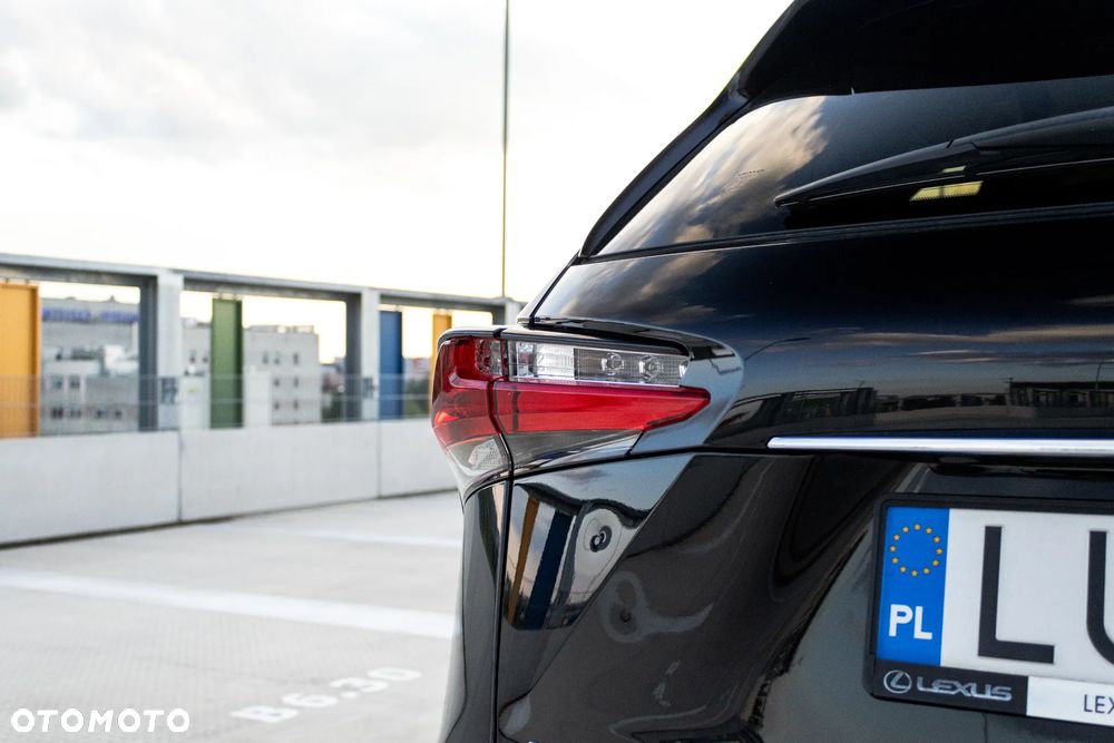 Lexus NX 200t Comfort AWD - 18