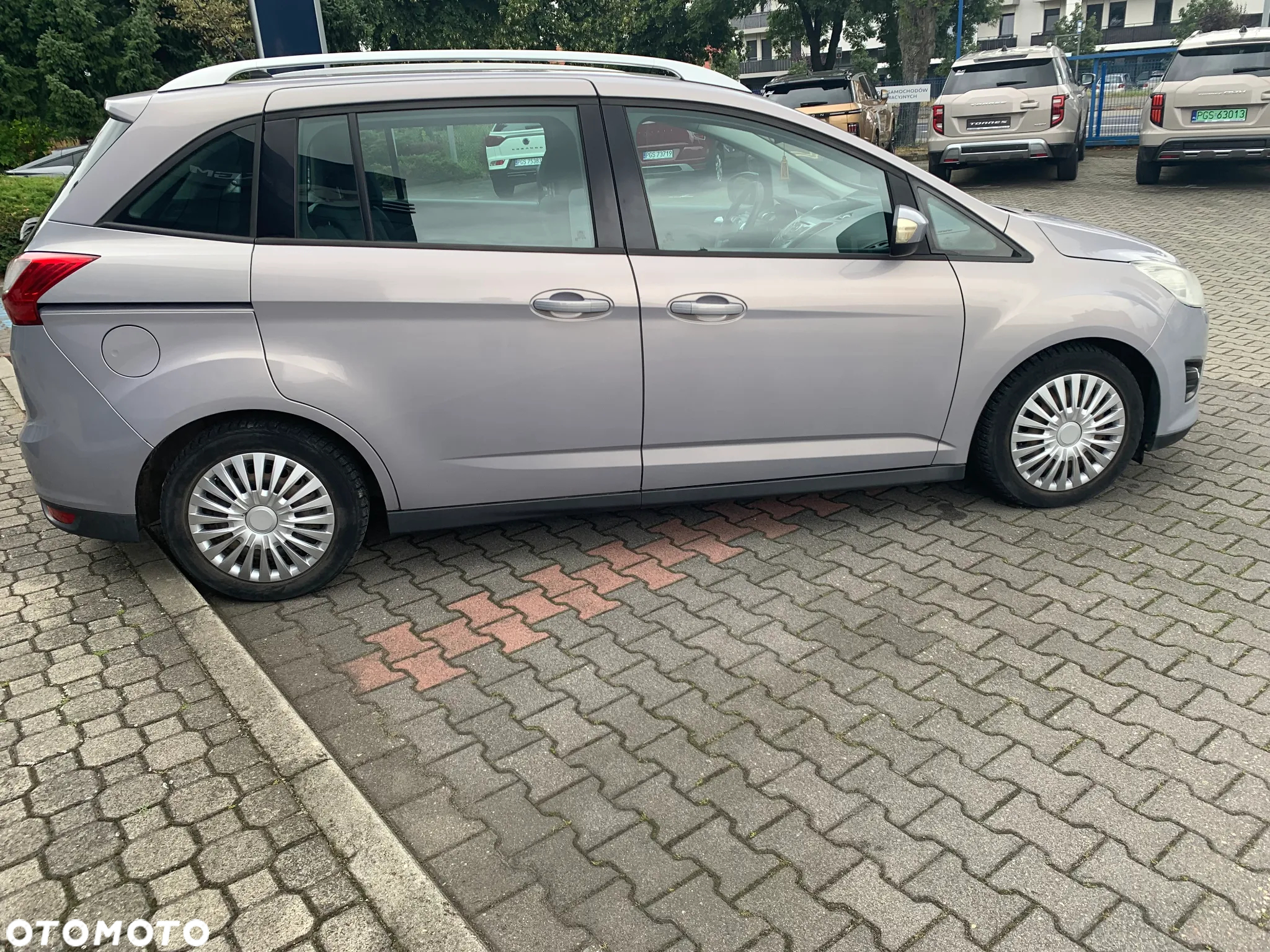 Ford Grand C-MAX - 6