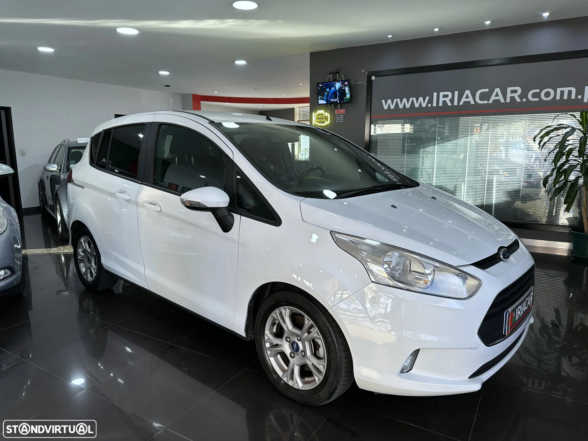 Ford B-Max 1.5 TDCi Titanium - 16
