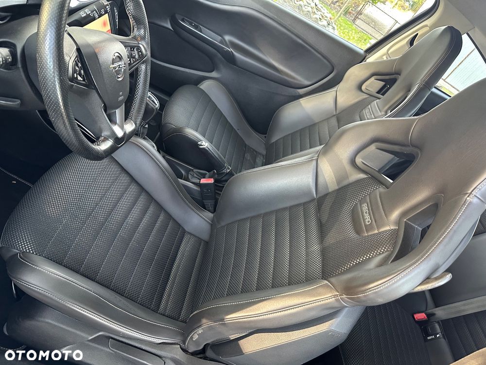 Opel Corsa 1.6 T OPC - 17