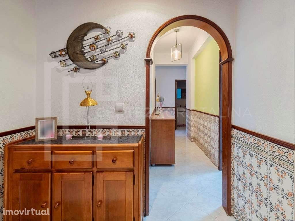 Apartamento T2 com varandas na Baixa da Banheira - Grande imagem: 5/23