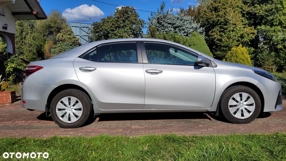 Toyota Corolla 1.6 Active - 5
