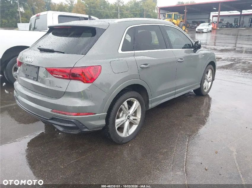 Audi Q3 2021 photo 4