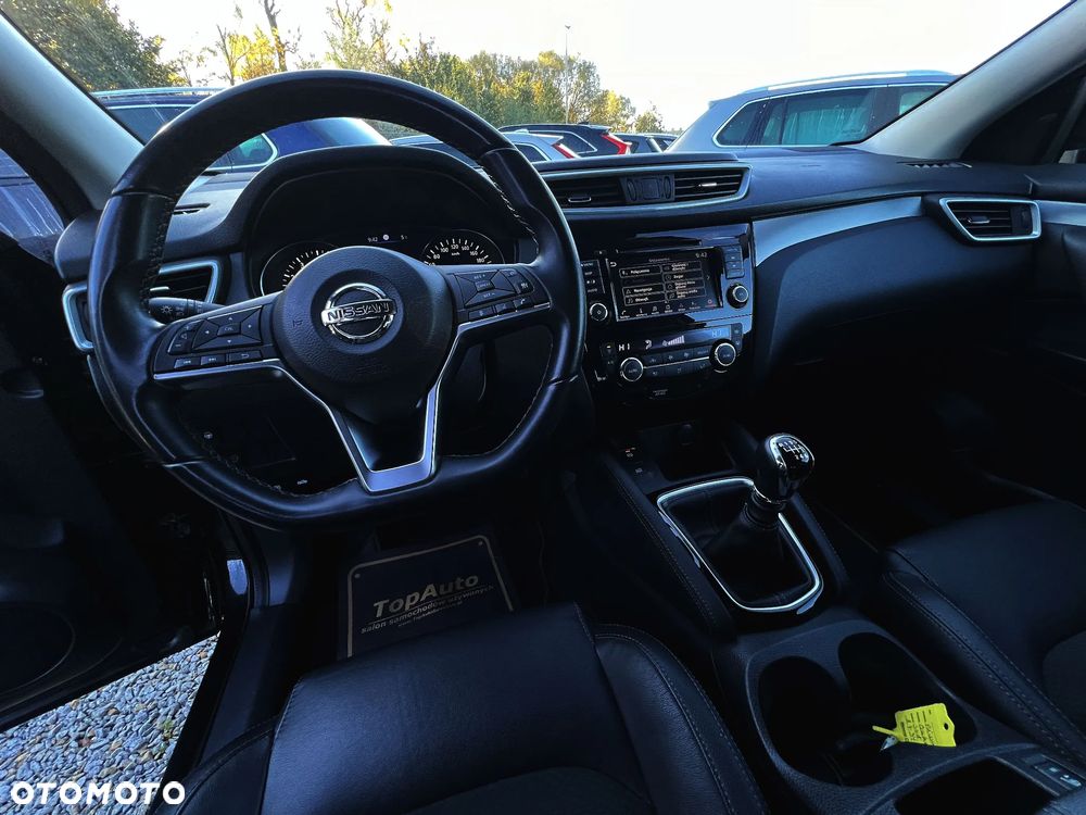 Nissan Qashqai 1.3 DIG-T N-Connecta EU6d - 40