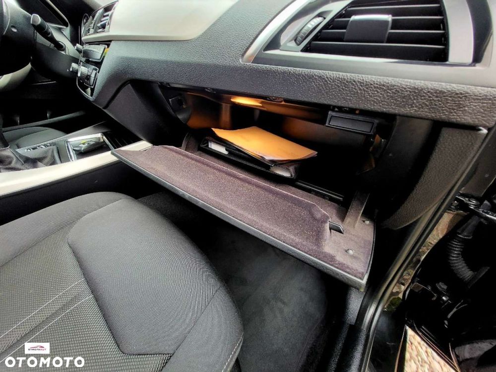 BMW Seria 1 - 22