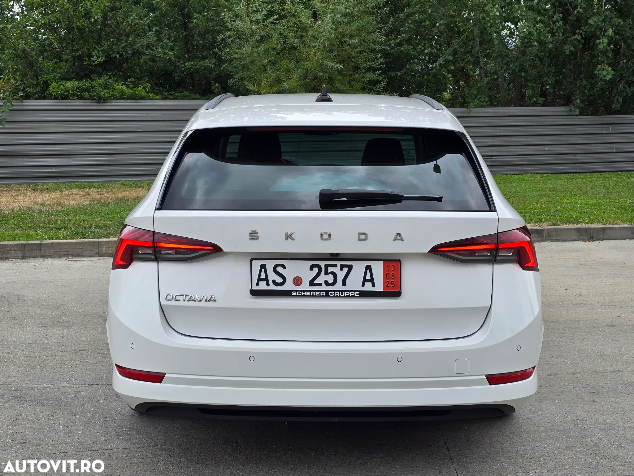 Skoda Octavia 2.0 TDI DSG First Edition - 21