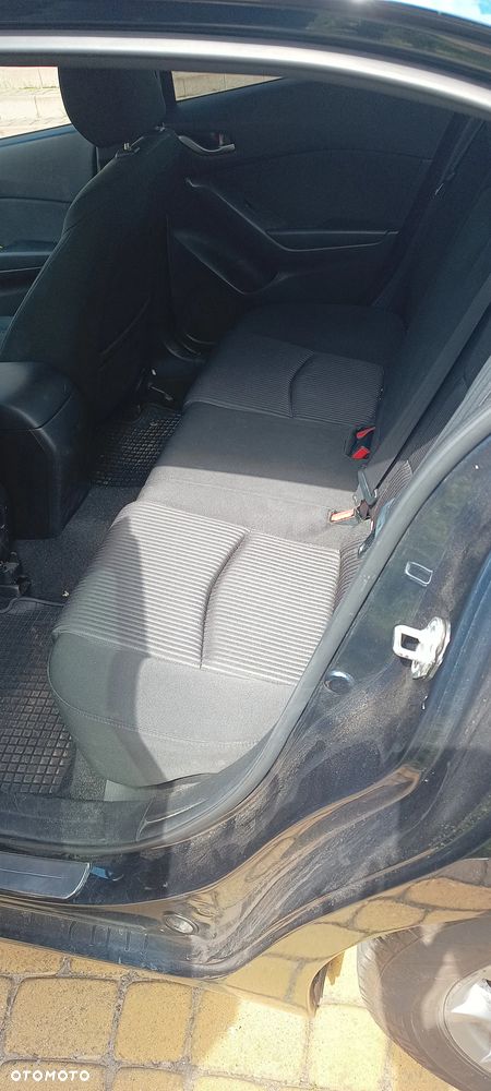 Mazda 3 - 4