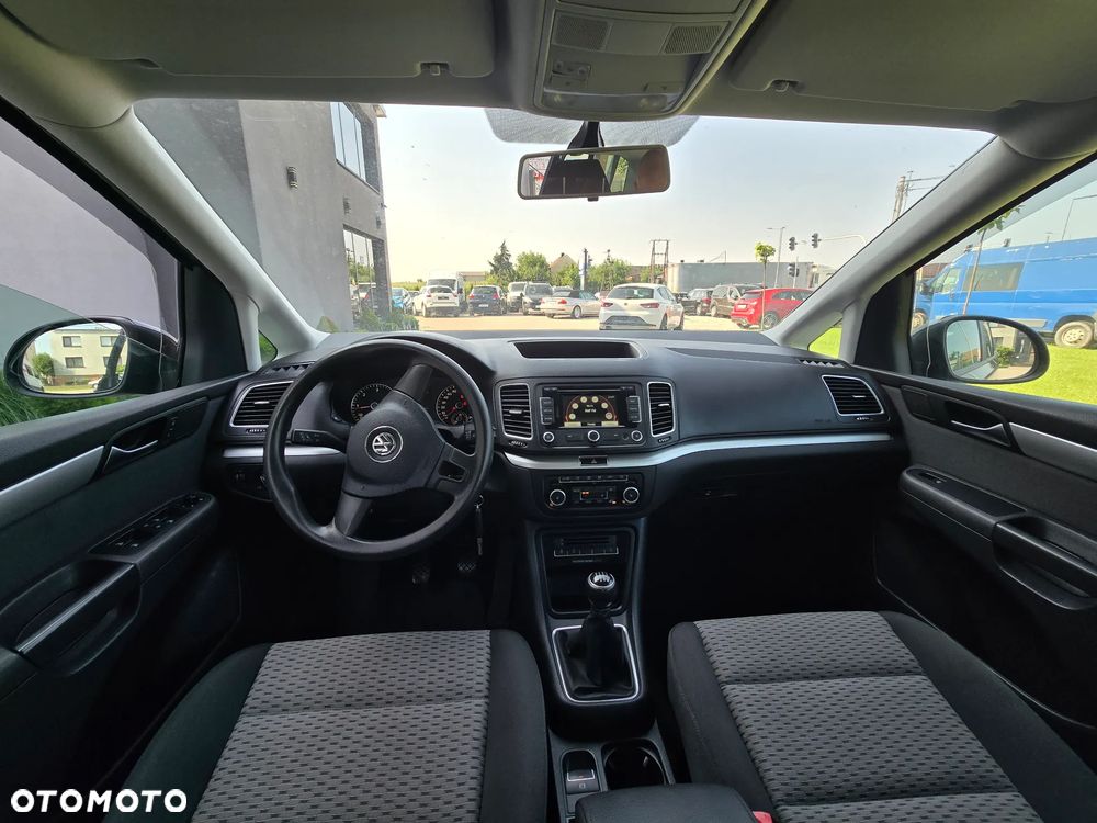 Volkswagen Sharan 2.0 TDI Comfortline - 10