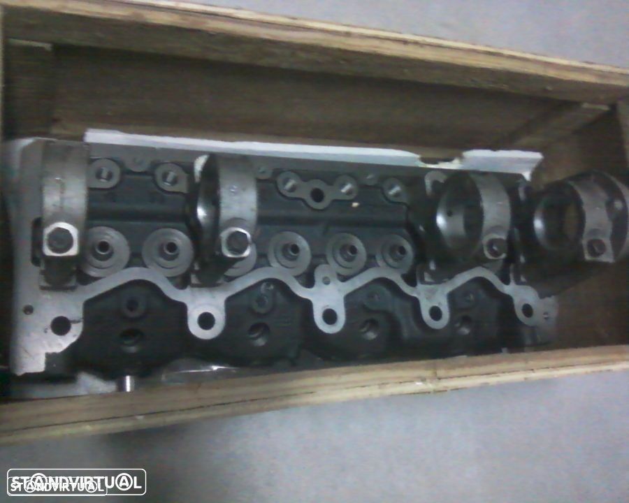 Cabeça Colaça de motor Nissan Vanette Cargo 2.3d LD23 11039-7C001 - 1