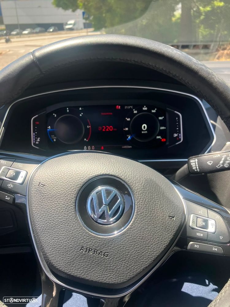 VW Tiguan 2.0 TDI R-Line - 10