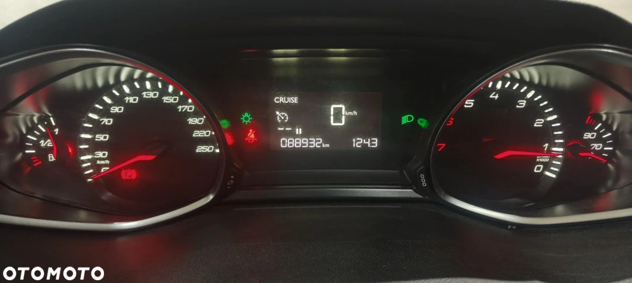 Peugeot 308 1.2 PureTech Style S&S - 16
