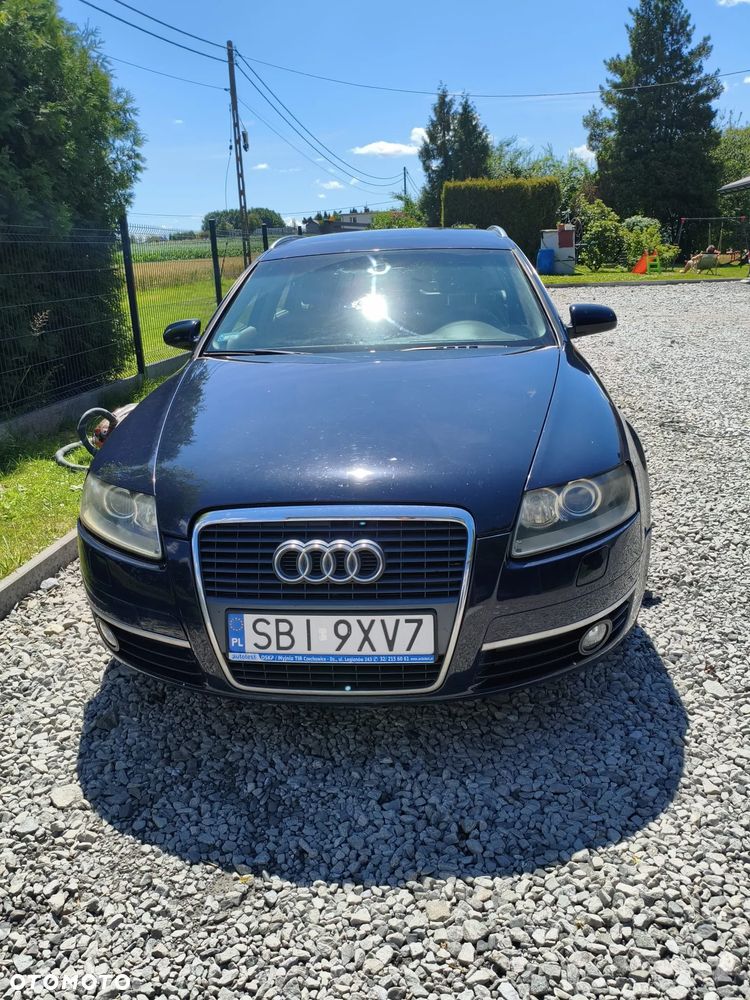 Audi A6 Avant 2.4 - 6