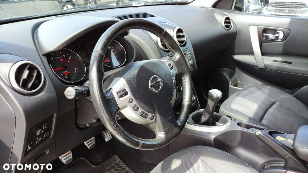 Nissan Qashqai - 28
