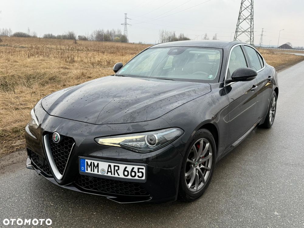 Alfa Romeo Giulia - 4