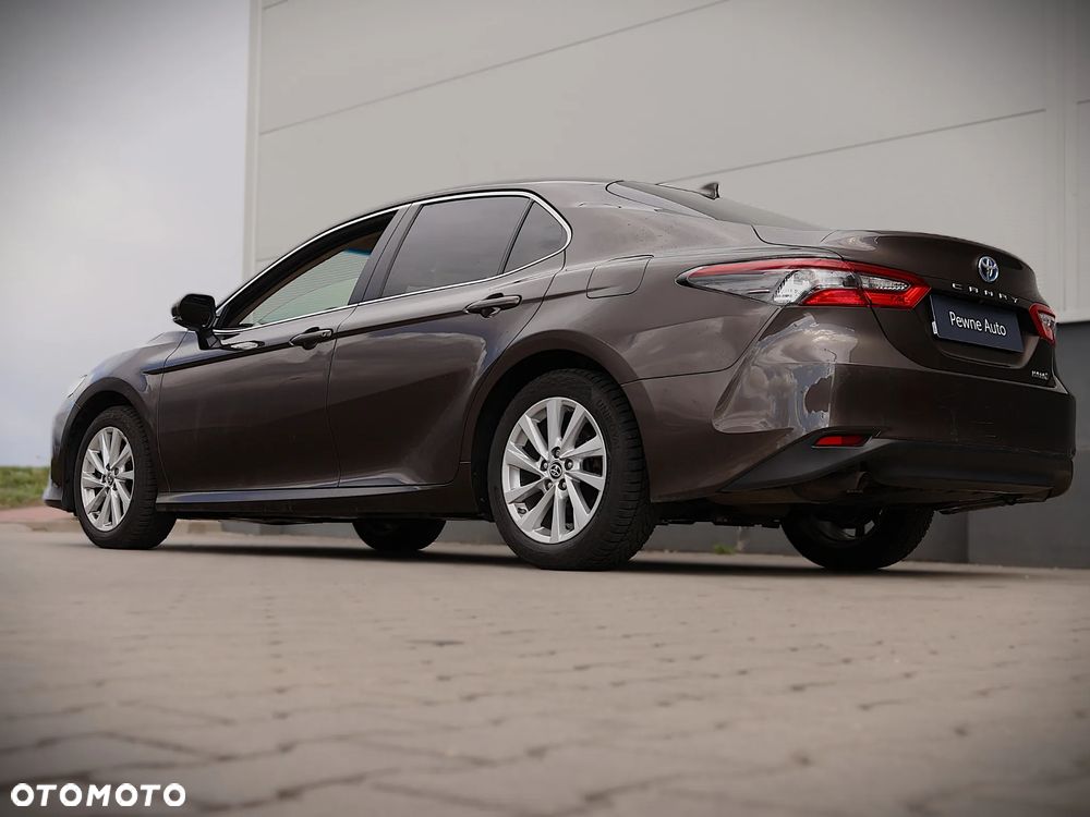 Toyota Camry 2.5 Hybrid Comfort CVT - 40