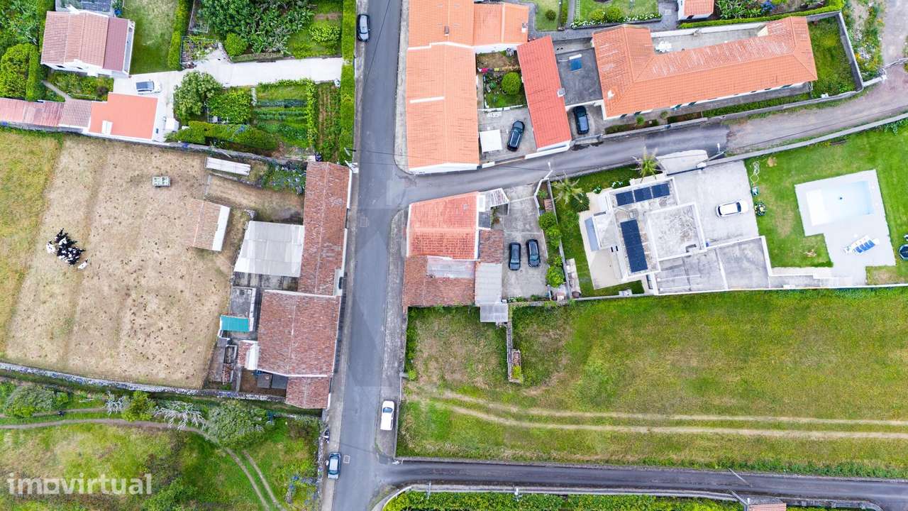 T2 com Garagem | Conforto e Tranquilidade a Minutos de Ponta Delgada - Grande imagem: 5/38