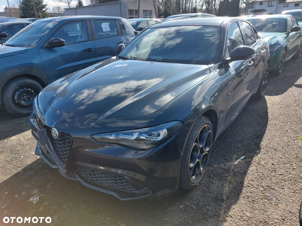 Alfa Romeo Giulia 2.0 Turbo Intensa Q4 - 1