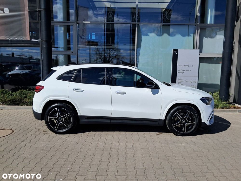 Mercedes-Benz GLA - 3