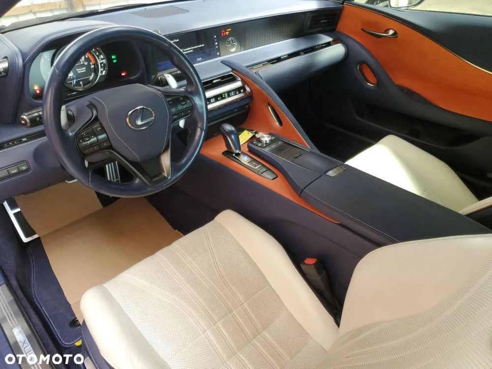 Lexus LC - 9