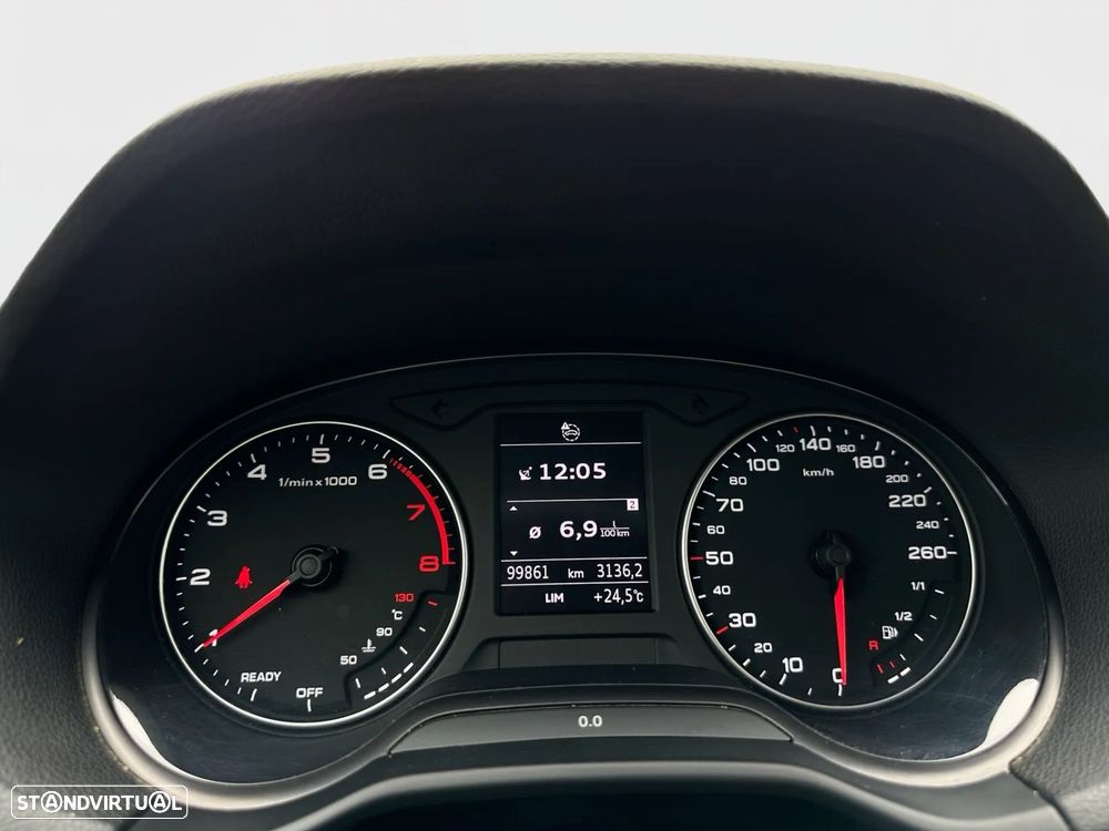 Audi Q2 1.0 TFSI Design — fotografia 8