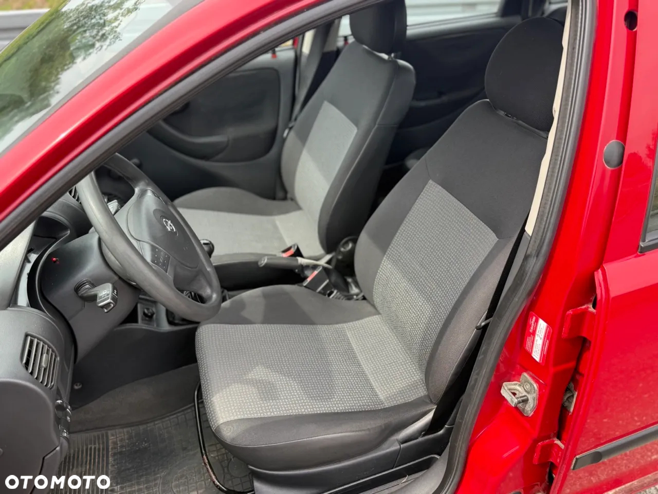 Opel Corsa 1.2 16V Essentia - 20