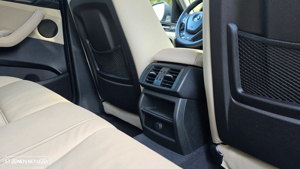 BMW X4 20 d xDrive XLine Auto - 53