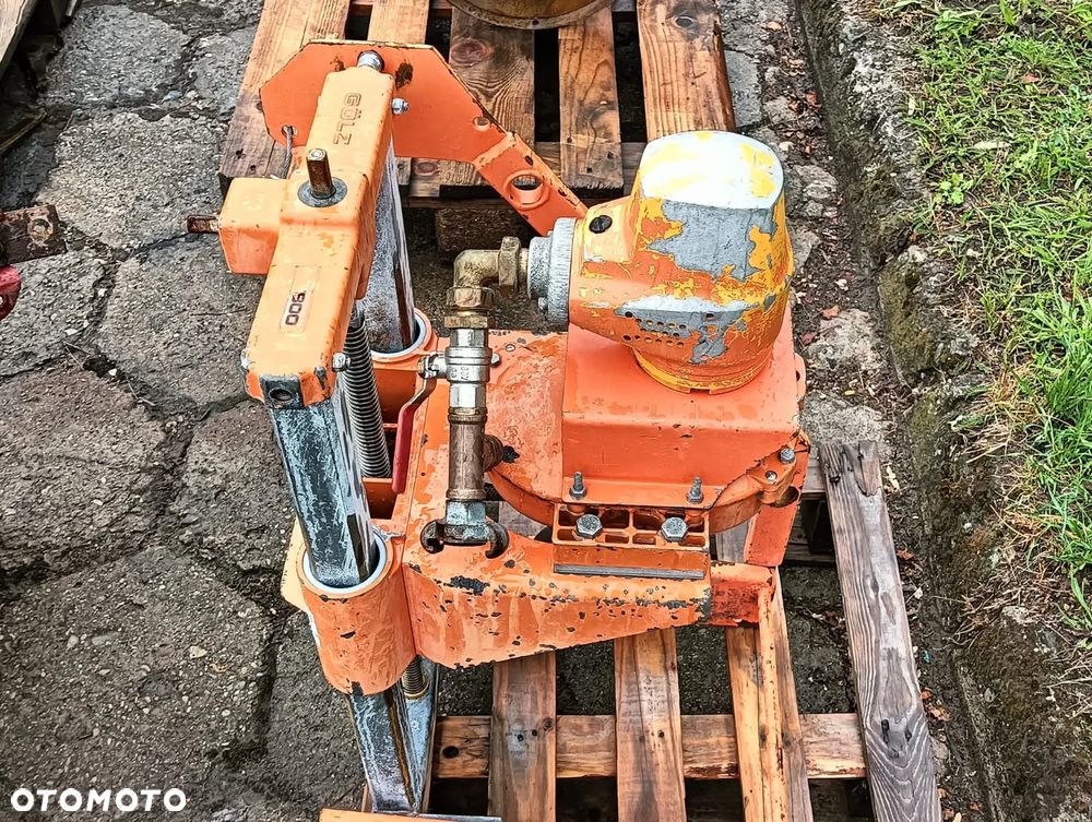 GOLZ KB 300 Wiertnica pneumatyczna Wiertarka rdzeniowa Atlas Copco LSS64 S060-23 - 2