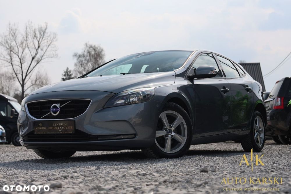 Volvo V40 - 8