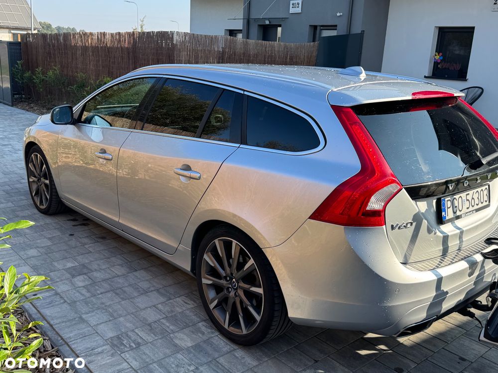 Volvo V60 D4 Geartronic Summum - 5