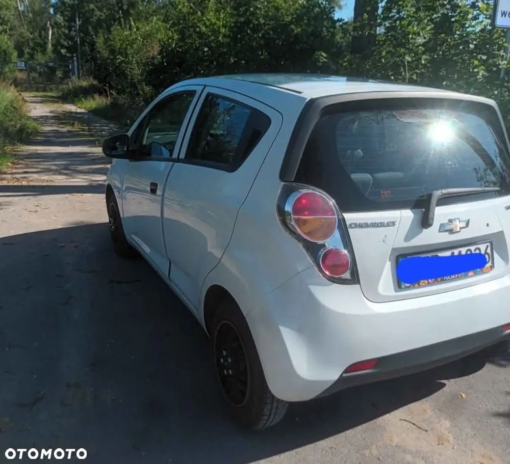Chevrolet Spark - 4