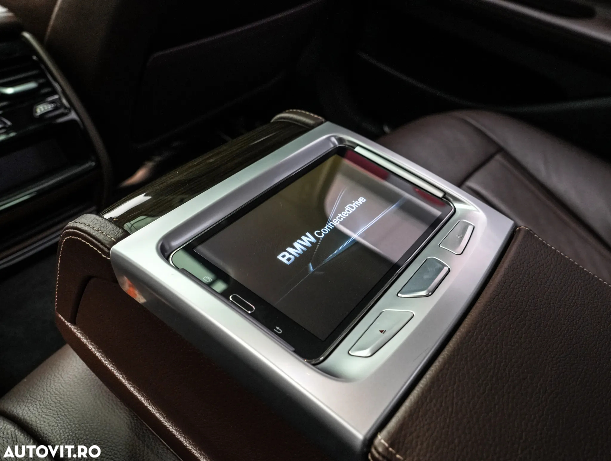 BMW Seria 7 730Ld xDrive - 25