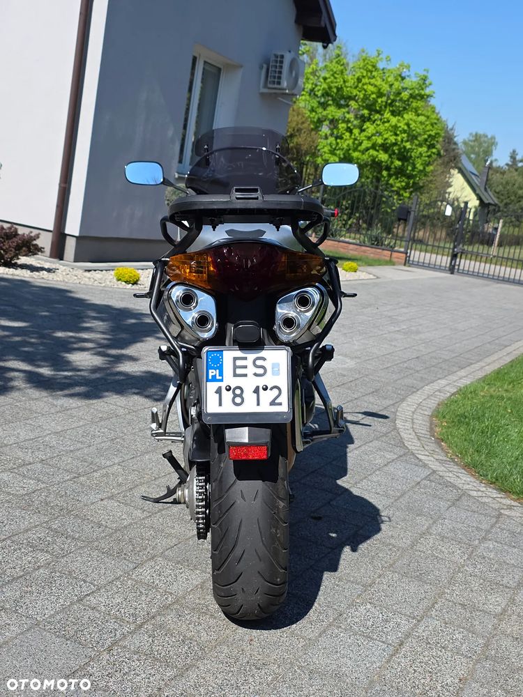 Honda VFR - 5