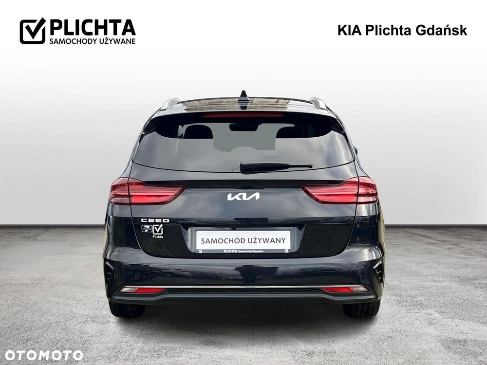 Kia Ceed - 4