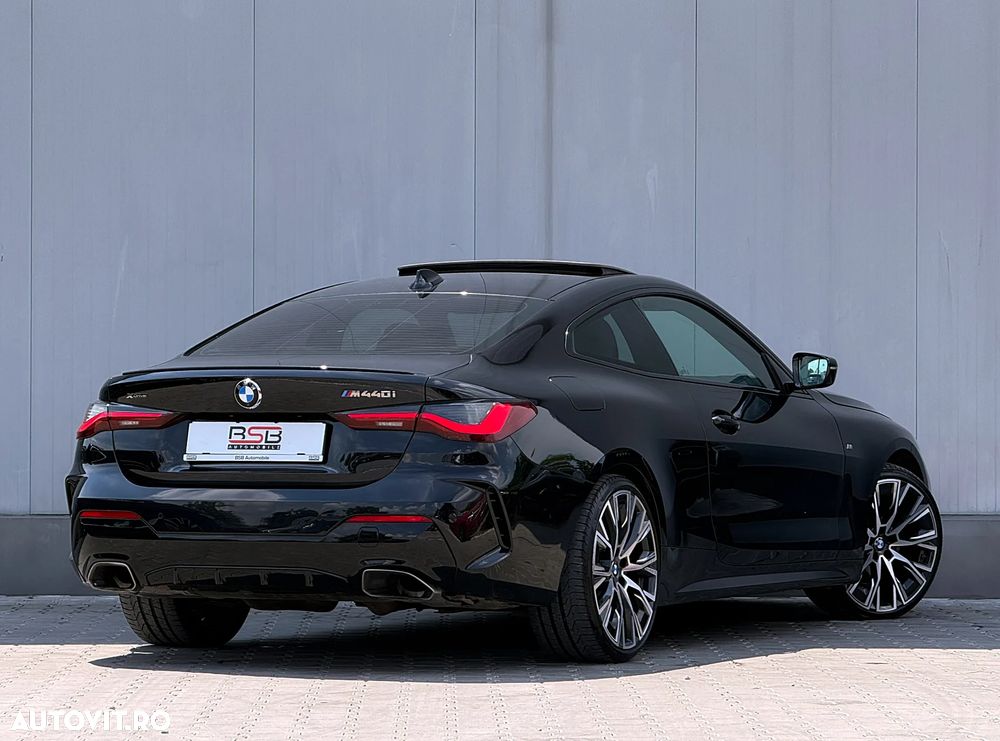 BMW M4 M440i xDrive AT MHEV - 8
