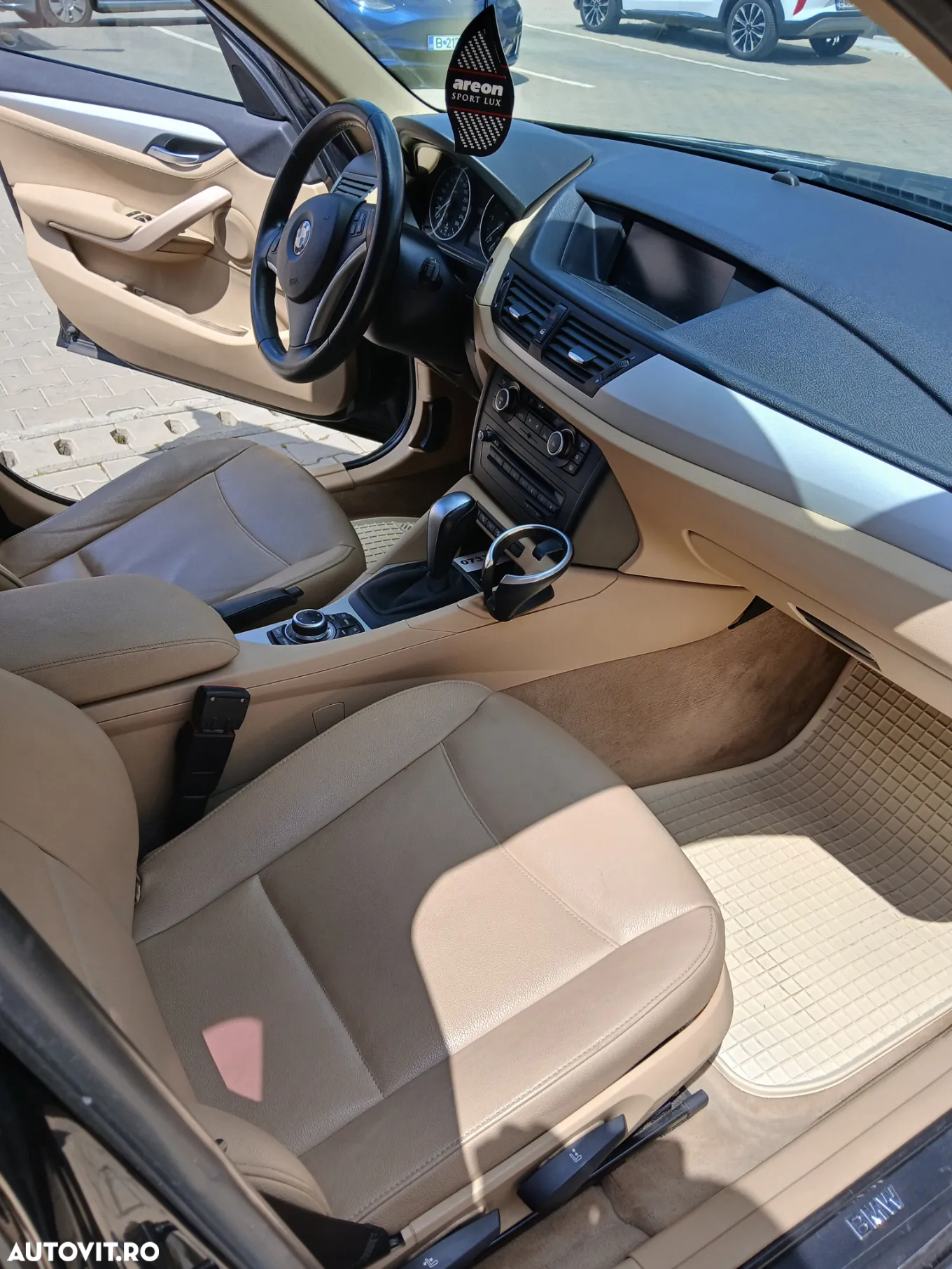 BMW X1 - 11