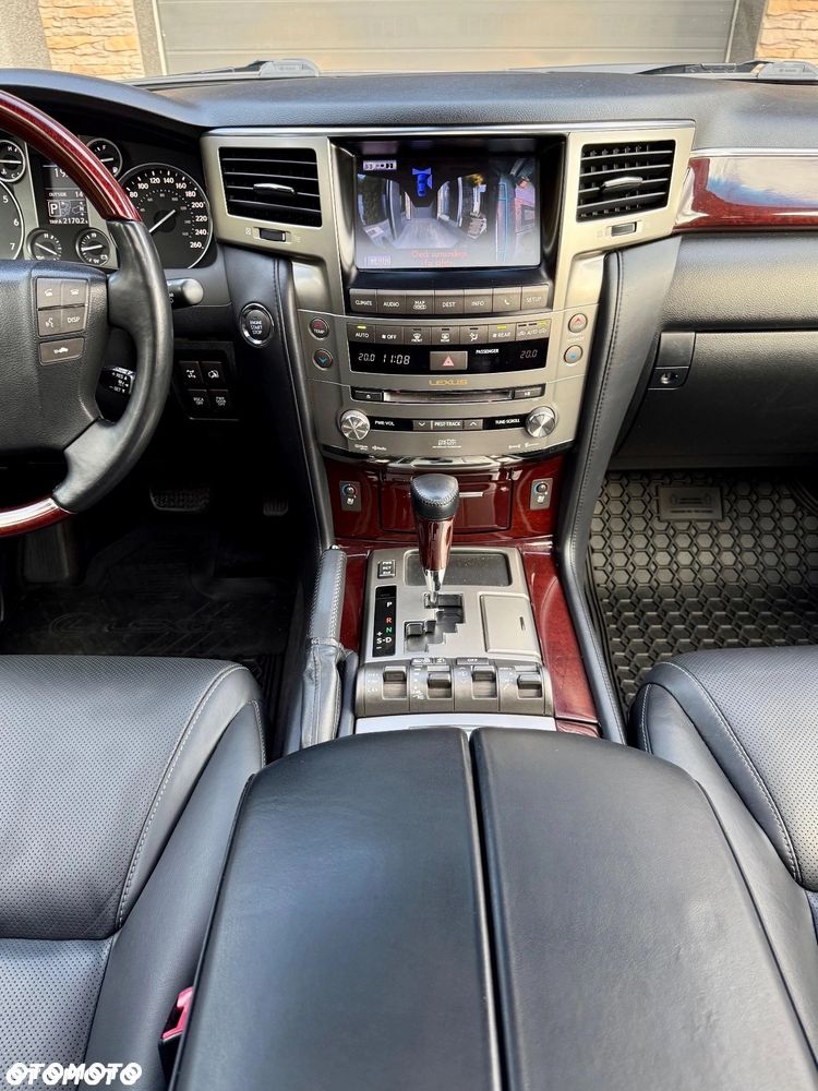 Lexus LX Standard - 15