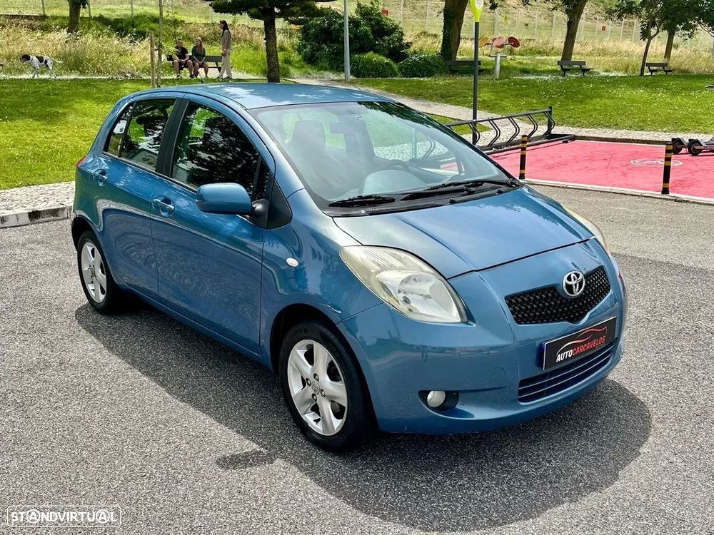 Toyota Yaris 1.0 VVT-i Sol AC+VSC - 12
