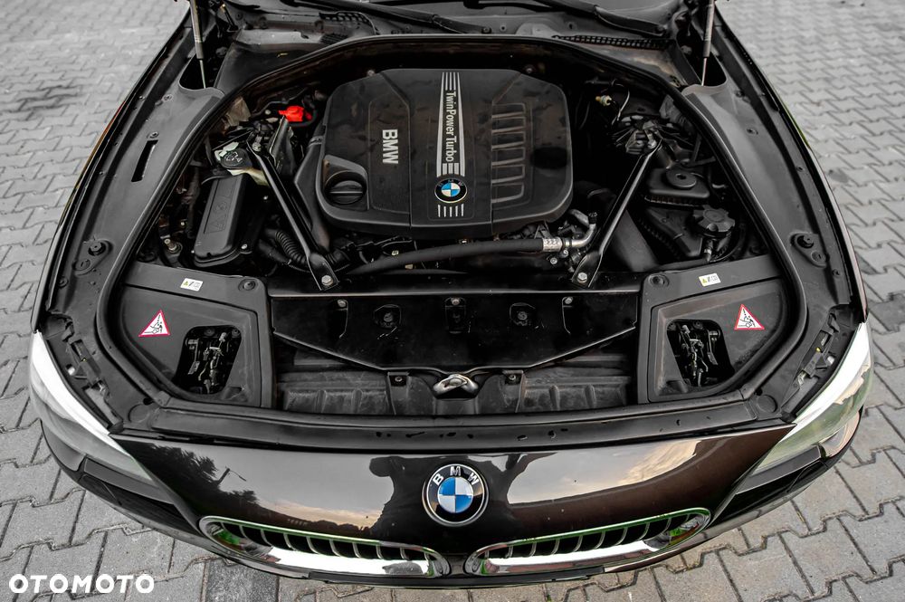 BMW Seria 5 530d Sport-Aut Luxury Line - 37