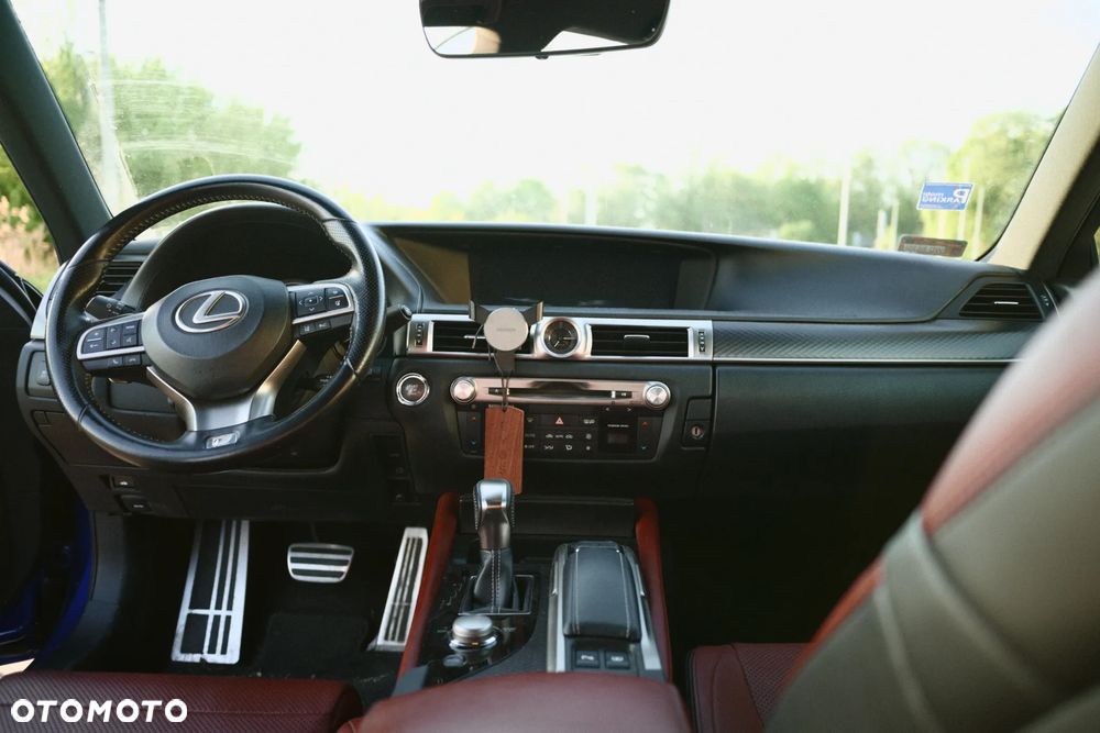 Lexus GS 200t / 300 F Sport - 6