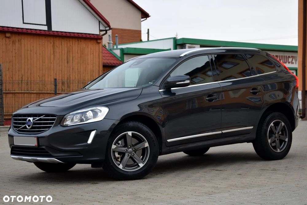 Volvo XC 60 D4 AWD Geartronic Momentum - 10