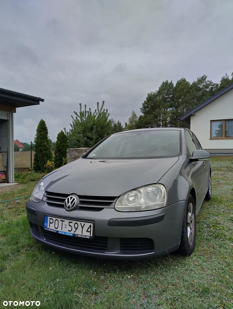 Volkswagen Golf V 1.9 TDI Trendline - 2